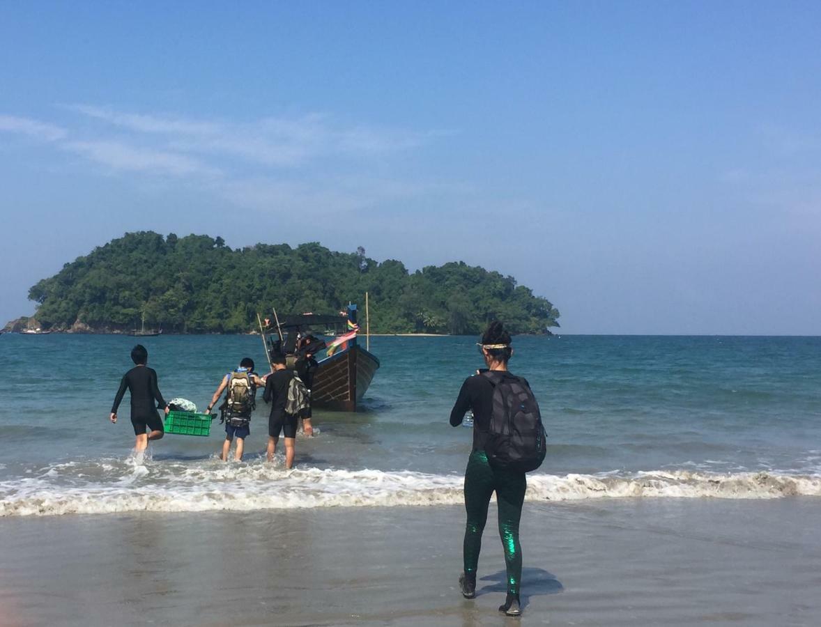 Sea Rounding Hotel Ko Phra Thong Ngoại thất bức ảnh